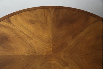 中古　アメリカ　高級輸入家具　DECCA(デッカ)　天板下収納付き　高級感のある美しい木目が魅力の大型ラウンドテーブル(丸テーブル、円卓、6人掛け、6P、食卓、ダイニングテーブル)(定価約110万円)(R-079550)