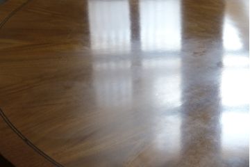 中古　アメリカ　高級輸入家具　DECCA(デッカ)　天板下収納付き　高級感のある美しい木目が魅力の大型ラウンドテーブル(丸テーブル、円卓、6人掛け、6P、食卓、ダイニングテーブル)(定価約110万円)(R-079550)