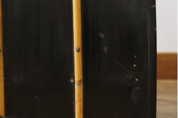 希少!!　江戸期　背負鎧櫃(よろいびつ)　彫金金具　武具　甲冑(R-079551)