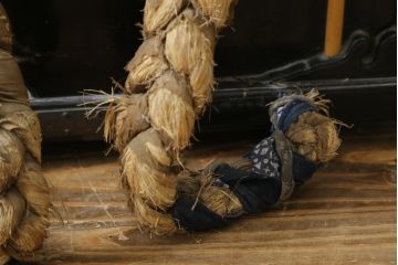 希少!!　江戸期　背負鎧櫃(よろいびつ)　彫金金具　武具　甲冑(R-079551)
