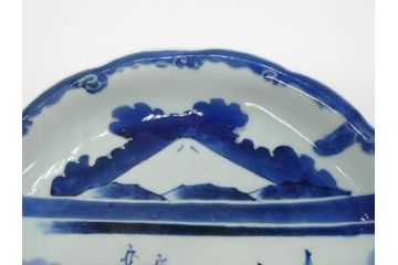 江戸期　古伊万里　染付　富士山・山水図　約29cm　9.5寸　落ち着いた佇まいを感じる大皿(風景、海、和皿、和食器、九寸五分)(R-079556)