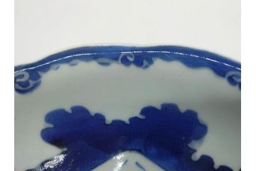 江戸期　古伊万里　染付　富士山・山水図　約29cm　9.5寸　落ち着いた佇まいを感じる大皿(風景、海、和皿、和食器、九寸五分)(R-079556)