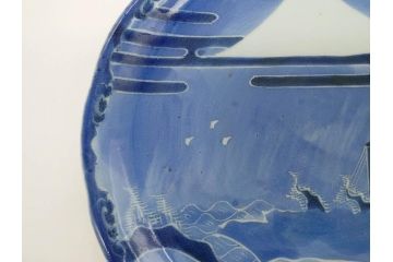 江戸期　古伊万里　染付　富士山・山水図　約30cm　9.7寸　丁寧な絵付けが優美な大皿(干し網、ツバメ、海、波、風景、和皿、和食器、九寸七分)(R-079557)