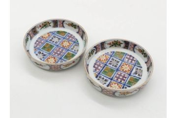 江戸期　大聖寺伊万里　染付　格子文　石畳文　奇玉珍玩　約10cm　3.3寸　華やかで美しい小皿2枚セット(色絵、小紋、梅、菊、花、松、なます皿、豆皿、手塩皿、深皿、和皿、和食器、三寸三分)(R-079560)