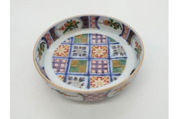 江戸期　大聖寺伊万里　染付　格子文　石畳文　奇玉珍玩　約10cm　3.3寸　華やかで美しい小皿2枚セット(色絵、小紋、梅、菊、花、松、なます皿、豆皿、手塩皿、深皿、和皿、和食器、三寸三分)(R-079560)