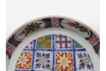 江戸期　大聖寺伊万里　染付　格子文　石畳文　奇玉珍玩　約10cm　3.3寸　華やかで美しい小皿2枚セット(色絵、小紋、梅、菊、花、松、なます皿、豆皿、手塩皿、深皿、和皿、和食器、三寸三分)(R-079560)