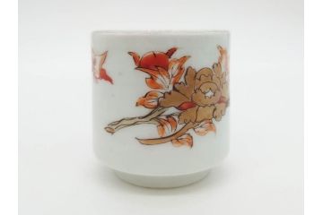 江戸期　古伊万里　染付　牡丹のデザインが上品なお猪口5客セット(金彩、ちょう、蝶、花、蕎麦猪口、酒器、おちょこ、御猪口、湯呑み、湯のみ、和食器)(R-079563)