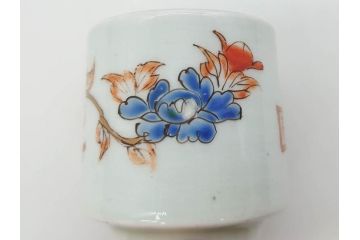 江戸期　古伊万里　染付　牡丹のデザインが上品なお猪口5客セット(金彩、ちょう、蝶、花、蕎麦猪口、酒器、おちょこ、御猪口、湯呑み、湯のみ、和食器)(R-079563)