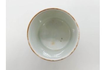 江戸期　古伊万里　染付　牡丹のデザインが上品なお猪口5客セット(金彩、ちょう、蝶、花、蕎麦猪口、酒器、おちょこ、御猪口、湯呑み、湯のみ、和食器)(R-079563)