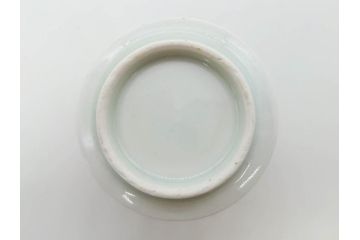 江戸期　古伊万里　染付　牡丹のデザインが上品なお猪口5客セット(金彩、ちょう、蝶、花、蕎麦猪口、酒器、おちょこ、御猪口、湯呑み、湯のみ、和食器)(R-079563)