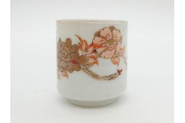 江戸期　古伊万里　染付　清淑な雰囲気を感じられるお猪口5客セット(金彩、ちょう、蝶、花、蕎麦猪口、酒器、おちょこ、御猪口、湯呑み、湯のみ、和食器)(R-079564)