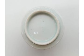 江戸期　古伊万里　染付　清淑な雰囲気を感じられるお猪口5客セット(金彩、ちょう、蝶、花、蕎麦猪口、酒器、おちょこ、御猪口、湯呑み、湯のみ、和食器)(R-079564)