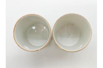 江戸期　古伊万里　染付　清淑な雰囲気を感じられるお猪口5客セット(金彩、ちょう、蝶、花、蕎麦猪口、酒器、おちょこ、御猪口、湯呑み、湯のみ、和食器)(R-079564)