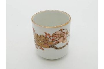 江戸期　古伊万里　染付　緻密な絵付けが美しいお猪口7客セット(金彩、ちょう、蝶、花、蕎麦猪口、酒器、おちょこ、御猪口、湯呑み、湯のみ、和食器)(R-079565)