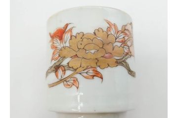 江戸期　古伊万里　染付　緻密な絵付けが美しいお猪口7客セット(金彩、ちょう、蝶、花、蕎麦猪口、酒器、おちょこ、御猪口、湯呑み、湯のみ、和食器)(R-079565)