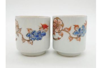 江戸期　古伊万里　染付　緻密な絵付けが美しいお猪口7客セット(金彩、ちょう、蝶、花、蕎麦猪口、酒器、おちょこ、御猪口、湯呑み、湯のみ、和食器)(R-079565)