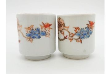 江戸期　古伊万里　染付　緻密な絵付けが美しいお猪口7客セット(金彩、ちょう、蝶、花、蕎麦猪口、酒器、おちょこ、御猪口、湯呑み、湯のみ、和食器)(R-079565)