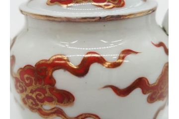 明治期　九谷焼　赤絵　金彩　鳳凰図　厳かな風格のある急須(鳥、雲文、和食器、水注、茶道具、茶器、水指、水差)(R-079566)