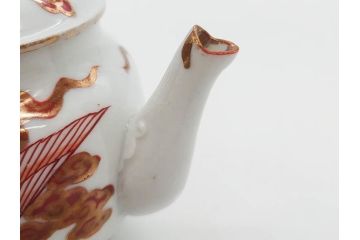 明治期　九谷焼　赤絵　金彩　鳳凰図　厳かな風格のある急須(鳥、雲文、和食器、水注、茶道具、茶器、水指、水差)(R-079566)