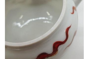 明治期　九谷焼　赤絵　金彩　鳳凰図　厳かな風格のある急須(鳥、雲文、和食器、水注、茶道具、茶器、水指、水差)(R-079566)