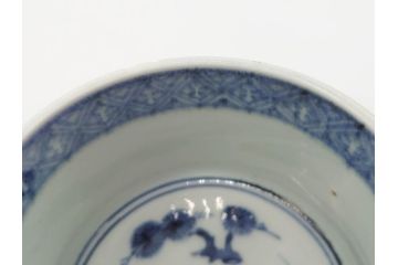 江戸期　古伊万里　染付　5.1寸・2.9寸　匠の美技が光る鉢2点&蓋付き湯呑みセット(山水図、楼閣図、風景、松竹梅、吉祥文様、煎茶、湯のみ、金彩、深皿、中皿、和食器、和皿、五寸一分、二寸九分)(R-079568)