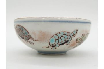 明治期　伊万里　肥蝶山　栞岳造　独創的な亀のデザインが目を引く茶器セット(金彩、天清鶴能高、急須、湯冷まし、湯飲み5客、塩笥茶碗、かめ、カメ、磁器、茶道具)(R-079569)