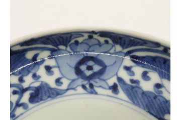 江戸期　古伊万里　染付　冨貴長春　松竹梅　牡丹唐草文様　約17cm　5.6寸　繊細な絵付けに魅了される中皿3枚セット(窓絵、和皿、和食器、五寸六分)(R-079573)
