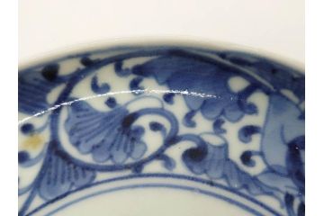 江戸期　古伊万里　染付　冨貴長春　松竹梅　牡丹唐草文様　約17cm　5.6寸　繊細な絵付けに魅了される中皿3枚セット(窓絵、和皿、和食器、五寸六分)(R-079573)
