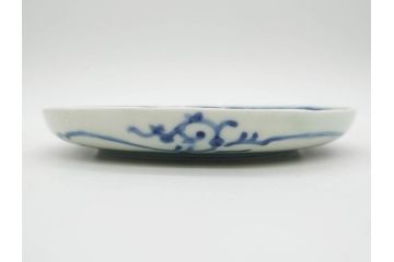 江戸期　古伊万里　染付　冨貴長春　松竹梅　牡丹唐草文様　約17cm　5.6寸　繊細な絵付けに魅了される中皿3枚セット(窓絵、和皿、和食器、五寸六分)(R-079573)