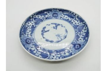 江戸期　古伊万里　染付　冨貴長春　松竹梅　牡丹唐草文様　約17cm　5.6寸　繊細な絵付けに魅了される中皿3枚セット(窓絵、和皿、和食器、五寸六分)(R-079573)