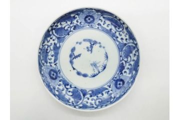 江戸期　古伊万里　染付　冨貴長春　松竹梅　牡丹唐草文様　約17cm　5.6寸　繊細な絵付けに魅了される中皿3枚セット(窓絵、和皿、和食器、五寸六分)(R-079573)