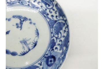 江戸期　古伊万里　染付　冨貴長春　松竹梅　牡丹唐草文様　約17cm　5.6寸　繊細な絵付けに魅了される中皿3枚セット(窓絵、和皿、和食器、五寸六分)(R-079573)