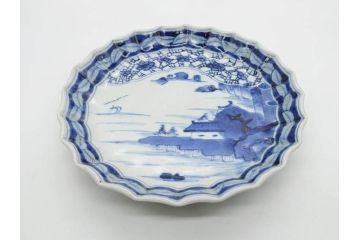 江戸期　古伊万里　染付　山水図　5.7寸　落ち着いた佇まいが魅力の中皿2枚セット(風景、和皿、和食器、なます皿、変形皿、五寸七分)(R-079574)