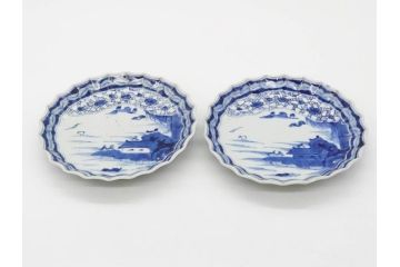 江戸期　古伊万里　染付　山水図　5.7寸　細部まで絵付けされた見事な中皿2枚セット(風景、和皿、和食器、なます皿、変形皿、五寸七分)(R-079575)