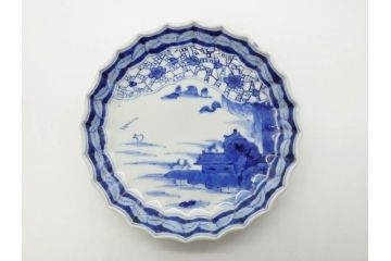 江戸期　古伊万里　染付　山水図　5.7寸　細部まで絵付けされた見事な中皿2枚セット(風景、和皿、和食器、なます皿、変形皿、五寸七分)(R-079575)