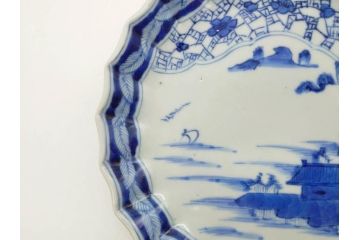 江戸期　古伊万里　染付　山水図　5.7寸　細部まで絵付けされた見事な中皿2枚セット(風景、和皿、和食器、なます皿、変形皿、五寸七分)(R-079575)