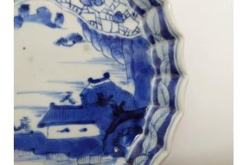 江戸期　古伊万里　染付　山水図　5.7寸　細部まで絵付けされた見事な中皿2枚セット(風景、和皿、和食器、なます皿、変形皿、五寸七分)(R-079575)