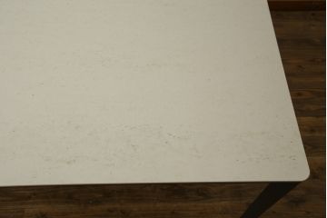 中古　展示品　新品同様品　arflex(アルフレックス)　Patrick Norguet(パトリック・ノルゲ)デザイン　IENA(イエナ)　DEKTON(デクトン)　無駄のない洗練されたデザインが素敵なダイニングテーブル(食卓、6人掛け、作業台、ミーティングテーブル、会議テーブル、打ち合わせテーブル)(定価約123万円)(R-079576)