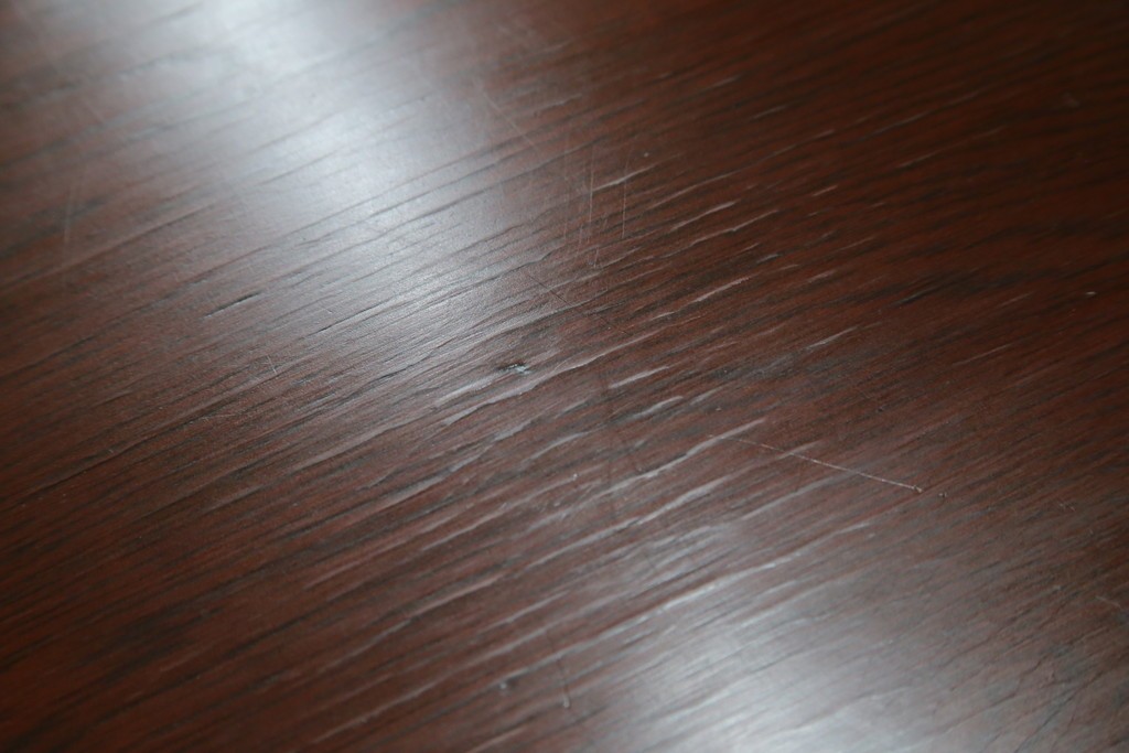 和製ヴィンテージ　欅(ケヤキ)材　雅なデザインの脚付き茶棚　(R-079577)