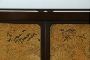 和製ヴィンテージ　欅(ケヤキ)材　雅なデザインの脚付き茶棚　(R-079577)