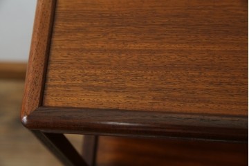 和製ビンテージ　美品!!　力峯作　総紫檀(シタン)材　内部桐(キリ)材　引き出し8杯付きで収納力も抜群の飾り棚　定価推定約60万円　(R-079588)