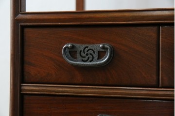 和製ビンテージ　美品!!　力峯作　総紫檀(シタン)材　内部桐(キリ)材　引き出し8杯付きで収納力も抜群の飾り棚　定価推定約60万円　(R-079588)