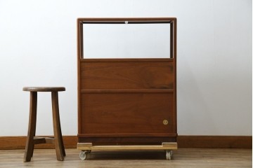 和製ビンテージ　美品!!　力峯作　総紫檀(シタン)材　内部桐(キリ)材　引き出し8杯付きで収納力も抜群の飾り棚　定価推定約60万円　(R-079588)