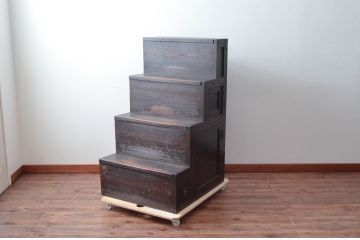 和製アンティーク　和モダンテイストのお部屋づくりにおすすめの小振りな階段箪笥(和たんす、収納タンス、整理箪笥、引き出し)(R-079595)
