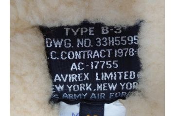 アメリカ　AVIREX(アヴィレックス)　羊革　TYPE  B-3　サイズ42　フライトジャケット(アビレックス、ブラウン、茶色、毛皮、ムートン、ボマージャケット、空軍、ミリタリーウェア、アウター、ボンバージャケット、シープスキン、USA製)(R-079597)