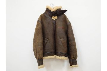アメリカ　AVIREX(アヴィレックス)　羊革　TYPE  B-3　サイズ42　フライトジャケット(アビレックス、ブラウン、茶色、毛皮、ムートン、ボマージャケット、空軍、ミリタリーウェア、アウター、ボンバージャケット、シープスキン、USA製)(R-079597)