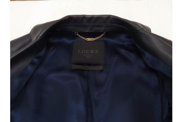 スペイン　LOEWE(ロエベ)　羊革　サイズ46　ラムレザージャケット(シープスキン、アウター、メンズ、男性、黒、ブラック、皮製品、裏地付き)(R-079598)
