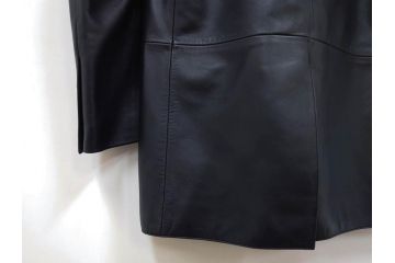 スペイン　LOEWE(ロエベ)　羊革　サイズ46　ラムレザージャケット(シープスキン、アウター、メンズ、男性、黒、ブラック、皮製品、裏地付き)(R-079598)