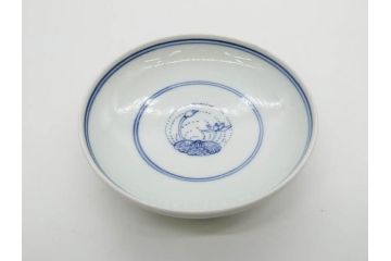 江戸期　古伊万里　染付　線描　蝶花図　約12cm　4寸　清楚な美しさのある蓋付き茶碗2客セット(ちょう、蓮?、和食器、どんぶり、蓋茶碗、四寸)(R-079599)