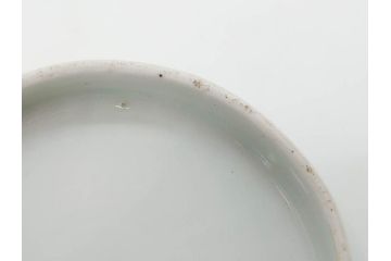 江戸期　古伊万里　染付　線描　蝶花図　約12cm　4寸　爽やかな印象の蓋付き茶碗3客セット(ちょう、蓮?、和食器、どんぶり、蓋茶碗、四寸)(R-079601)